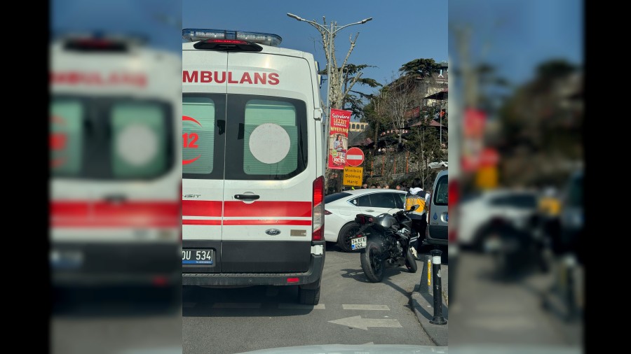 SON DAKKA  skdar Meydan'nda motosiklet kazas