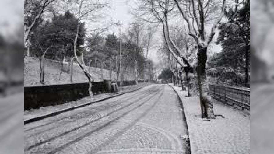 İstanbul'da Kar Yağışı devam ediyor