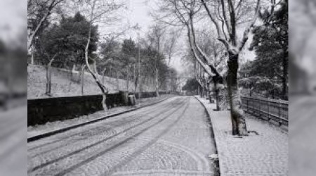 stanbul'da Kar Ya devam ediyor